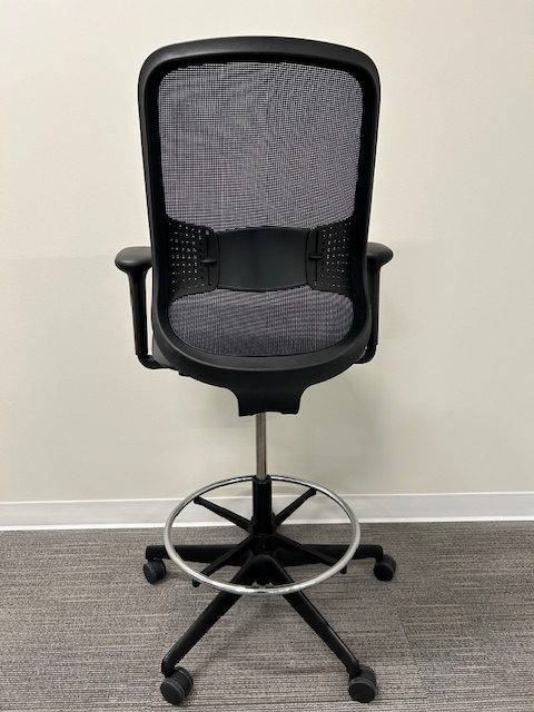 Teknion Projek Stool-gray seat