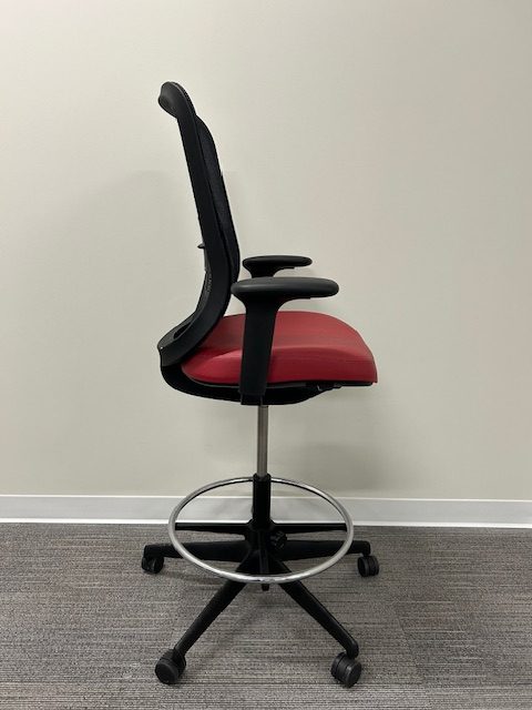Teknion Projek stool-Red seat