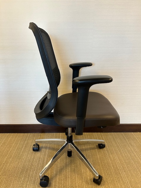 Teknion Projek task chair