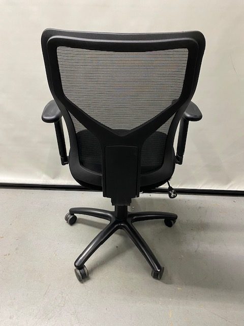“Y” Series mesh back task chair