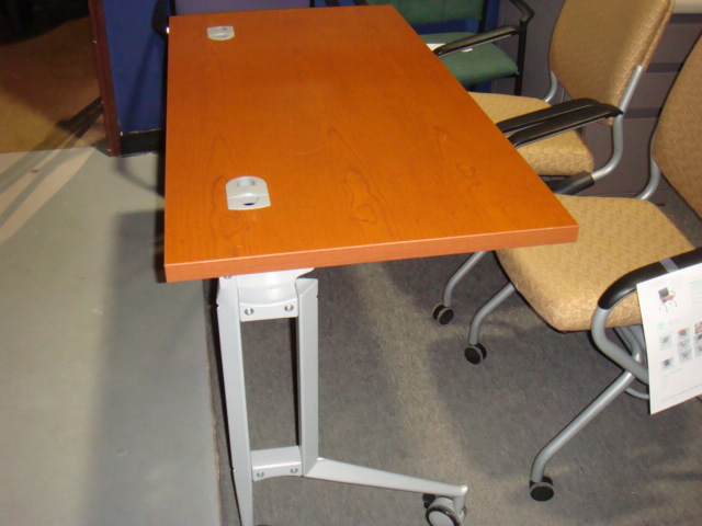 4′ x 2′ HON nesting tables