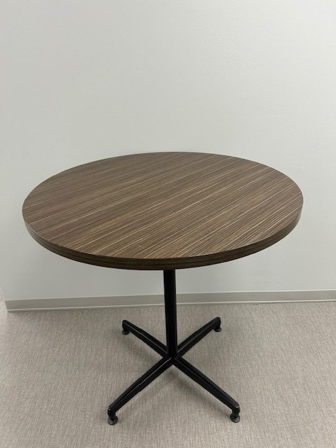 41.5”Dia. Bar Height table