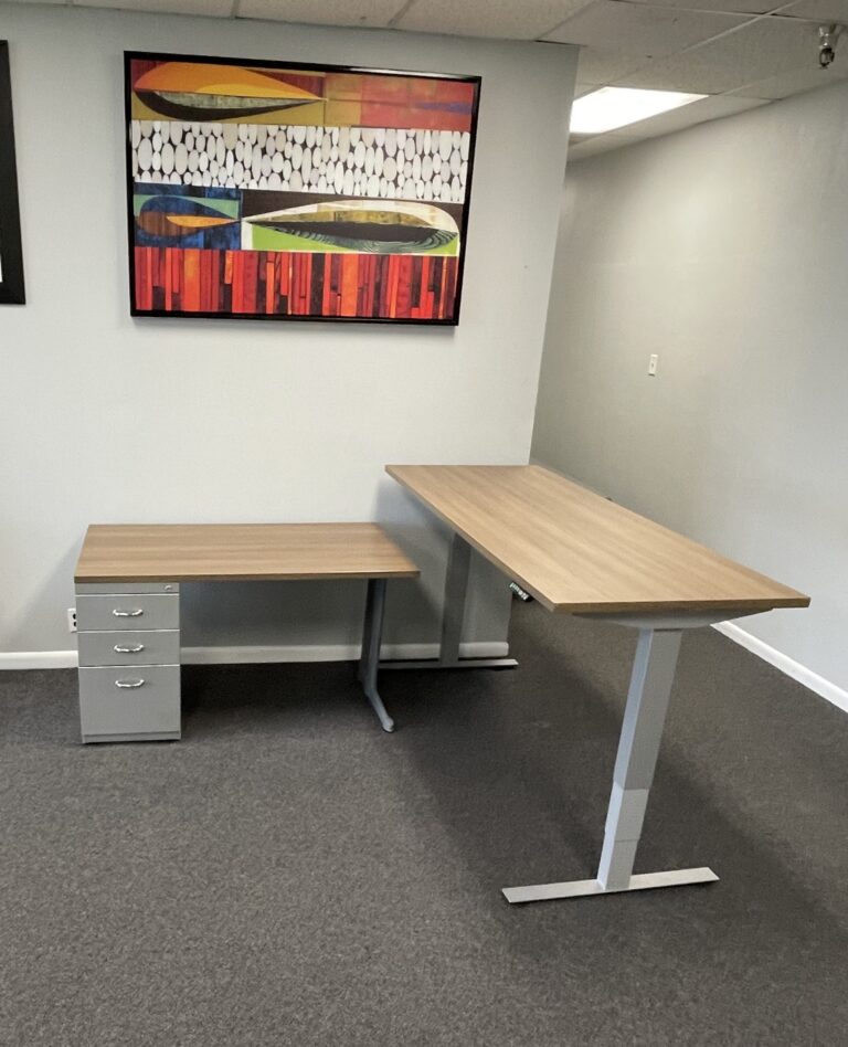 6’ x 6.5’ Sit/Stand L Shape