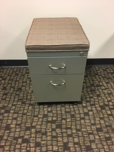 Mobile pedestal w/cushion — used filing for sale in DFW from Eggleston Office