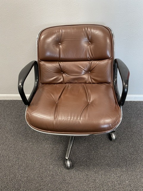 Knoll Pollock Executive Chair
