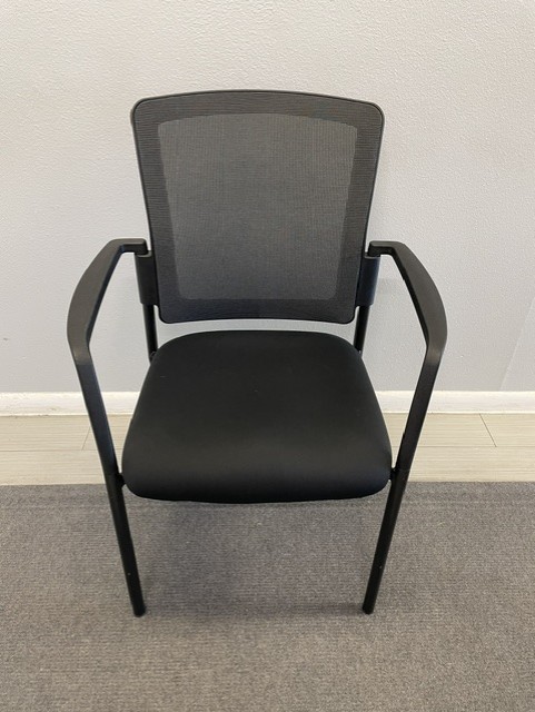 Mesh back guest chairs